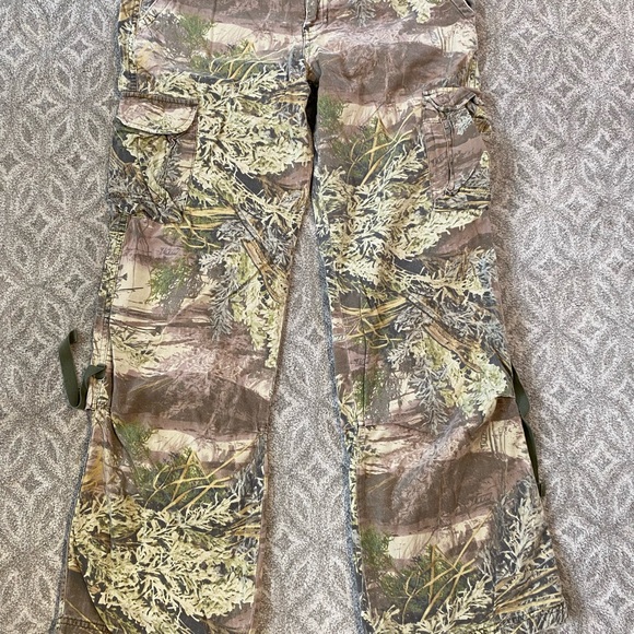 Realtree Girl Camouflage Pants - Picture 1 of 6